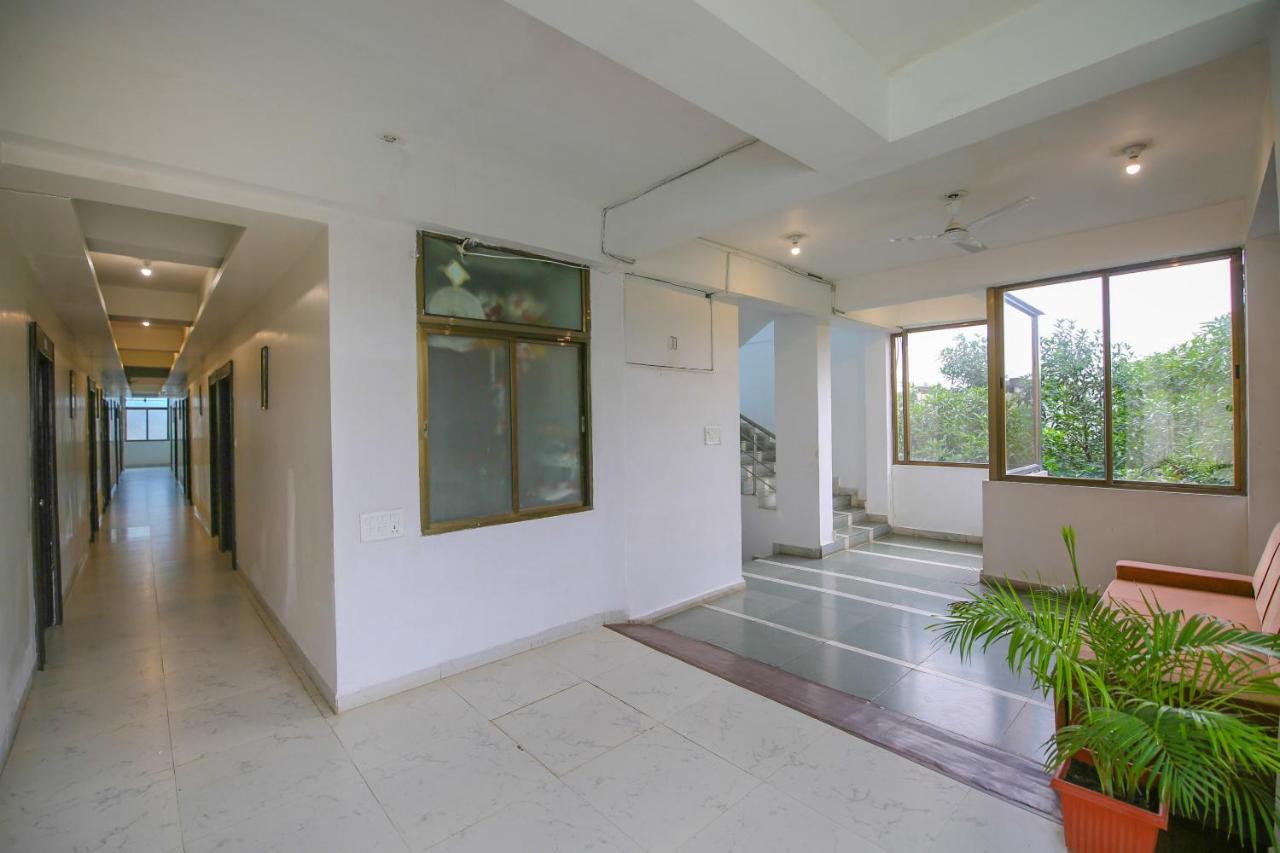 Oyo 3603 White Pearl Hotel Jabalpur Bagian luar foto