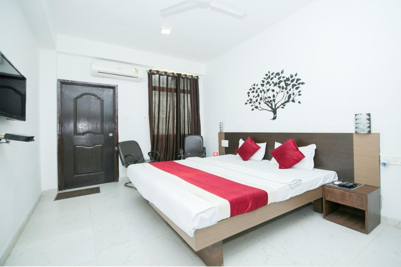 Oyo 3603 White Pearl Hotel Jabalpur Bagian luar foto
