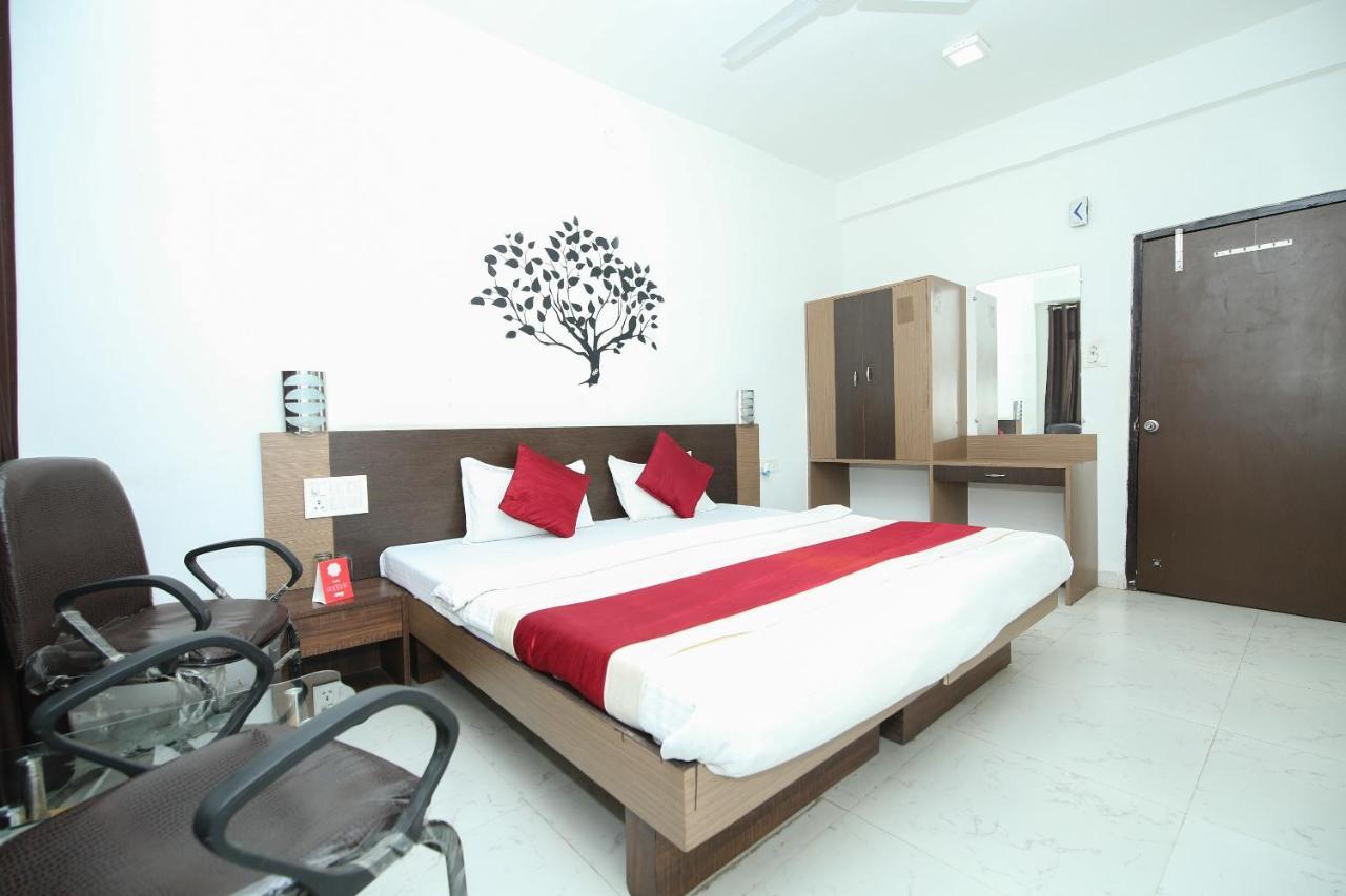 Oyo 3603 White Pearl Hotel Jabalpur Bagian luar foto